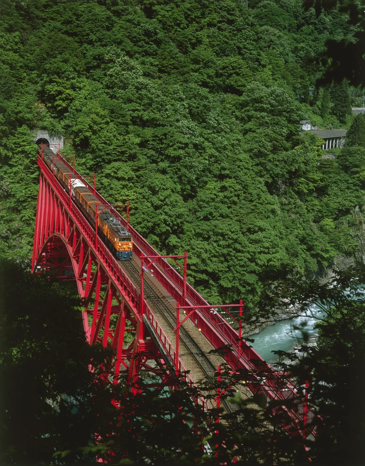 Kurobe Gorge Trolley Train - Mercure Toyama Tonami Resort & Spa